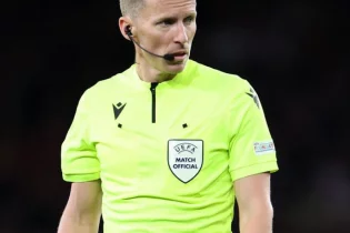 Эль Класикоға “Барселонаның” жанкүйері төрелік етеді