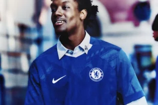 Nike “Челсидің” жаңа формасын мерзімінен бұрын жариялап қойды