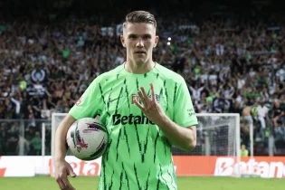 Лондонның “Арсенал” клубы жазғы трансфер кезеңіндегі ең үлкен келісімдердің бірін жасауға дайын