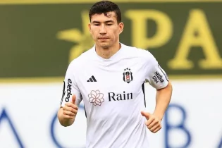 Қазақстандық жартылай қорғаушы Бахтиер Зайнутдинов Ресей Премьер лигасына ауысуы мүмкін