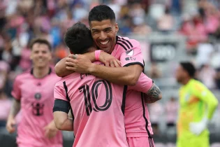 Луис Суарес пен Лионель Месси өз клубтарын құрды