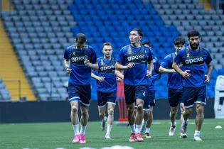 «Ірі болмаса де сенімді жеңіс күтеміз». Танымал сарапшы ертең Қазақстанға мүлде сенбейді