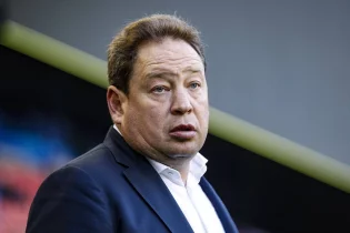 «Қайрат» ақыры бас бапкерін ауыстыра ма? Алматылық клуб танымал маманға көз тігіпті