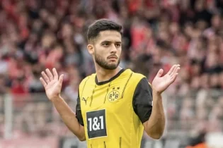 “Боруссия Дортмунд” қорғаушысы Бразилиялық футболшылардың неге Германияда ойнағысы келмейтінін түсіндірді