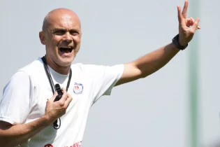 “Ордабасы” басшылығы өз бапкеріне байланысты шешім қабылдады