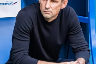 Сергей Семак: “Өкінішке қарай, өз алаңымызда болған кездесуге келген фанаттарды қуанта алмадық