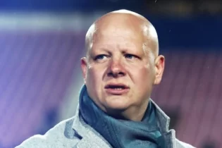 Беларусь чемпионатында Қазақстандық бапкердің командасы ірі жеңіліске ұшырады