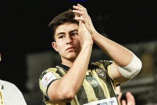 Англиялықтар Дастан Сәтпаевтың Чемпиондар Лигасындағы жеңіс голын бағалады