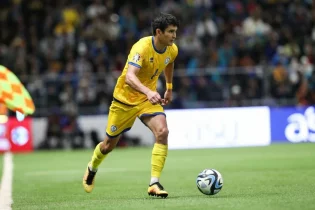 Быстров құрамада қалай ойнамақ?