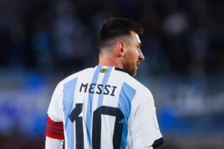 Лионель Месси ұлттық құрамадан қашан кетуі мүмкін екендігі жайлы ақпарат шықты