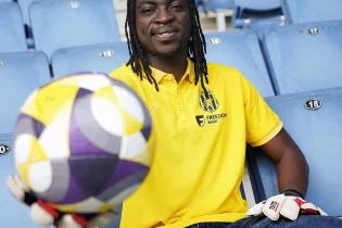 “Жеңіс” қатарына жаңа қақпашы қосылды