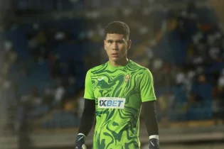 Ресейліктер Анарбековтің әлеуетін жоғары бағалады: “Қазақстандағы ең мықты жас қақпашы”