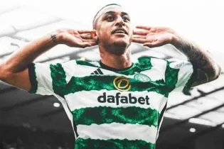 Ирландия құрамасының жас шабуылшысы Адам Айда “Қайратпен” қарсы ойыннан не себептен шет қалды?