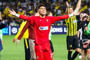 Темірлан Анарбеков жайлы еуропаның ең танымал деген парақшалары жарыса жазып жатыр