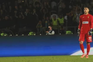 «Темірдің қолынан келеріне ешкімнің де күмәні болған жоқ». 21 жасар Анарбеков «Слованмен» өткен пенальти сериясына шығуы мүмкін болған екен