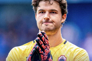 “Манчестер Юнайтед” жаңадан қақпашы сатып алды