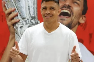 Алексис Санчес Ла Лигаға қайтып оралды