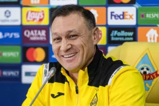 Рафаэль Уразбахтин: жігіттермен қалған алты ойын - алты финал болады деп келістік