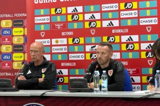 Уэльс құрамасының бас бапкері футболшыларының шаршап қалғанын мойындады