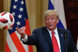 Дональд Трамп футболдан Өзбекстанның әлем чемпионатына шығуына қатысты ойын айтты