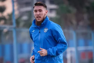 Абат Айымбетов Чемпиондар Лигасында ойнайтын команда жейдесін киді