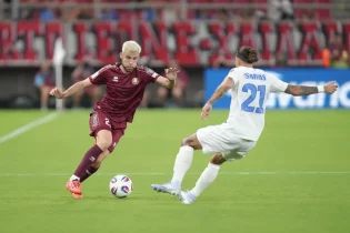 “Қайрат” қорғаушысы ұлттық құрама ойынында жарақат алды