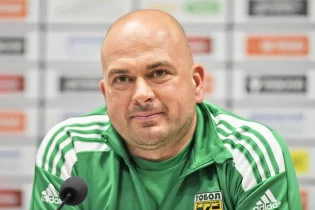 Құрама бас бапкері кім болады?