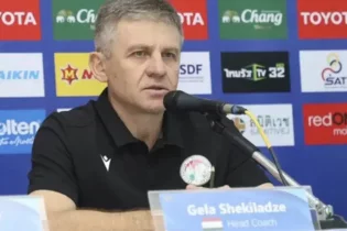 “Әлемдік деңгейдегі танымал жаттықтырушыны шақыруға қаражат жеткіліксіз” Тәжікстан құрамасына жаңа бапкер кім болады?