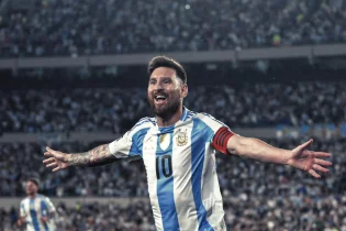 Месси мансабында бұрын қол жеткізбеген жетістігіне ақыры жетті