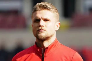 Александр Меркель екі айдан бері ойын тәжірибесіз жүр