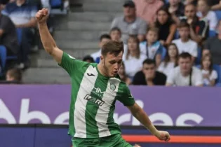 Қазақстандық ойыншы нашар ойын көрсетіп, командасы жеңіске жете алмады