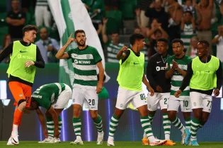 Болат Есмағамбетов «Спортинг» жайлы: қазір алаң иелерінің қарқыны күшті