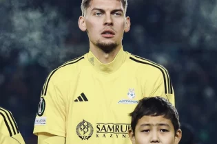 “Астана” қорғаушысы командамен бірге ел чемпионы боларына сенімді