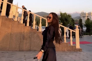 Шерхан Қалмұрзаның анасы елге жүрекжарды үндеу жасады