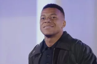 “Реал” футболшылары Алматыда бауырсақпен қарсы алынды