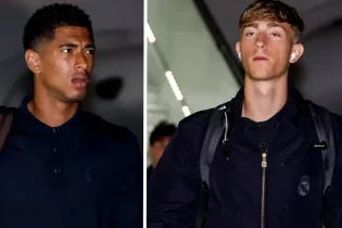 Алматыда “Реал” футболшыларын жанкүйерлер қоршап алды