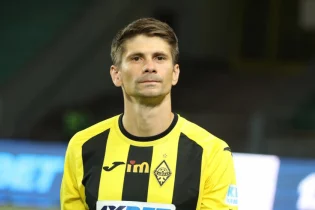 Александр Мартынович “Қайратта” қала беретін болды