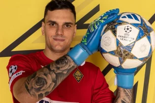 “Қайрат” командасы негізгі қақпашынысына байланысты мәлімдеме жасады