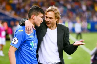 Зайнутдинов РПЛ-де доп тебеді, бірақ құрамаға келгісі жоқ... Бірақ, онда да жетістіріп жүрген жоқ! Ресейлік сарапшылар неге жиі сынауда?