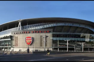 “Арсенал” командасы “Эмирейтс” стадионын жаппай қайта жөндеуден өткізбекші