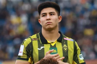 Қатарға қайта қосылу үшін Катарға жол тартты