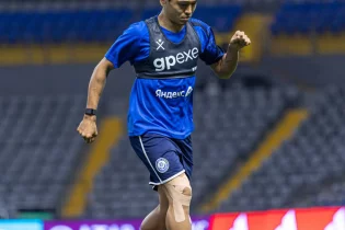 Рамазан Оразов ел құрамасының ертеңгі кездесуін шет қалады