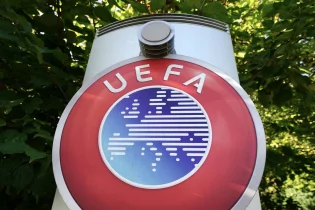 УЕФА халықаралық футбол жүйесіне ірі өзгерістер енгізуді қарастыруда