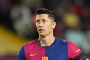 “Барселона” Роберт Левандовскиймен келісім шарт ұзартпайтын болды