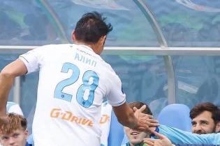 Нұралы Әліп: “Жігіттерге қазақша дем беруге тырыстым – қатты сөздер барлық тілде бірдей”