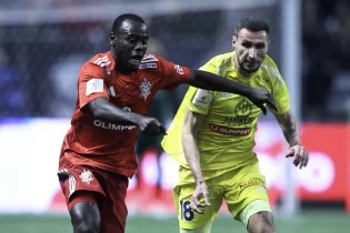 “Ақтөбе” футболшылары өзара жанжалдасты. Костов команданың ішкі мәселесін ашық айтты