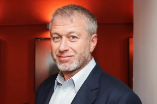 Роман Абрамович “Галатасарайдың” акцияларын сатып алуға кірісті