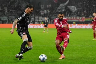 “Ливерпуль” жеңілістер сериясын тоқтатты. Арне Слоттың Салахқа жасаған тәуекелі өз жемісін берді