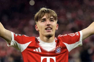 Леннар Карл – Чемпиондар лигасында тарих жазған “Баварияның” жас жұлдызы