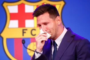 Месси және оның отбасы Лапорта мен “Барселонаға” разы емес. Олар өте қатты, қатты, қатты ренжулі